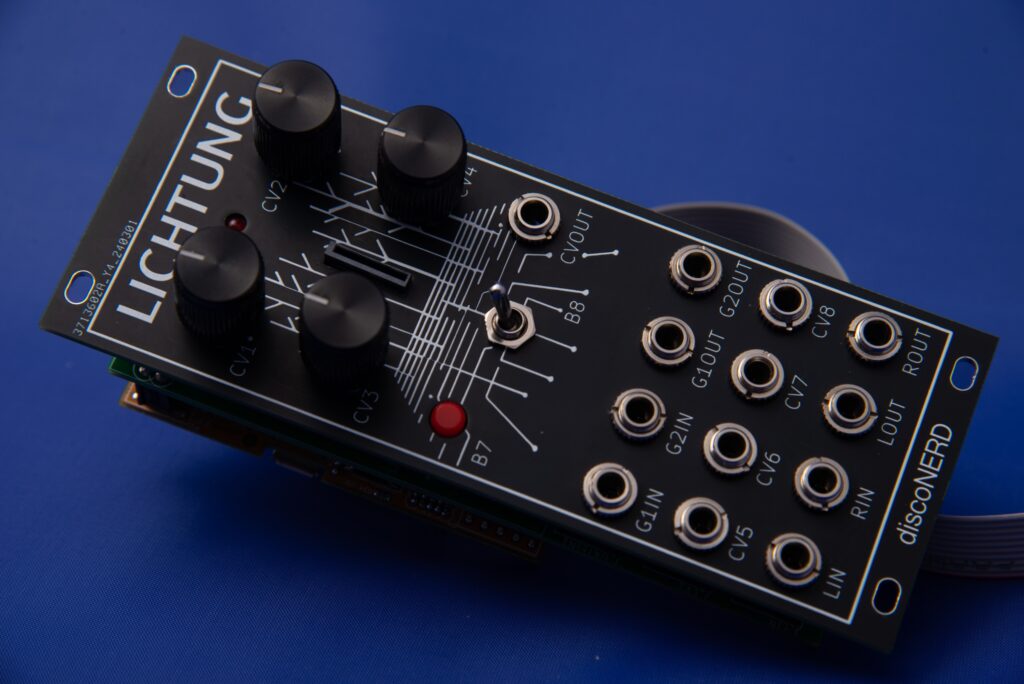 Rakish shot of 10HP Lichtung module.