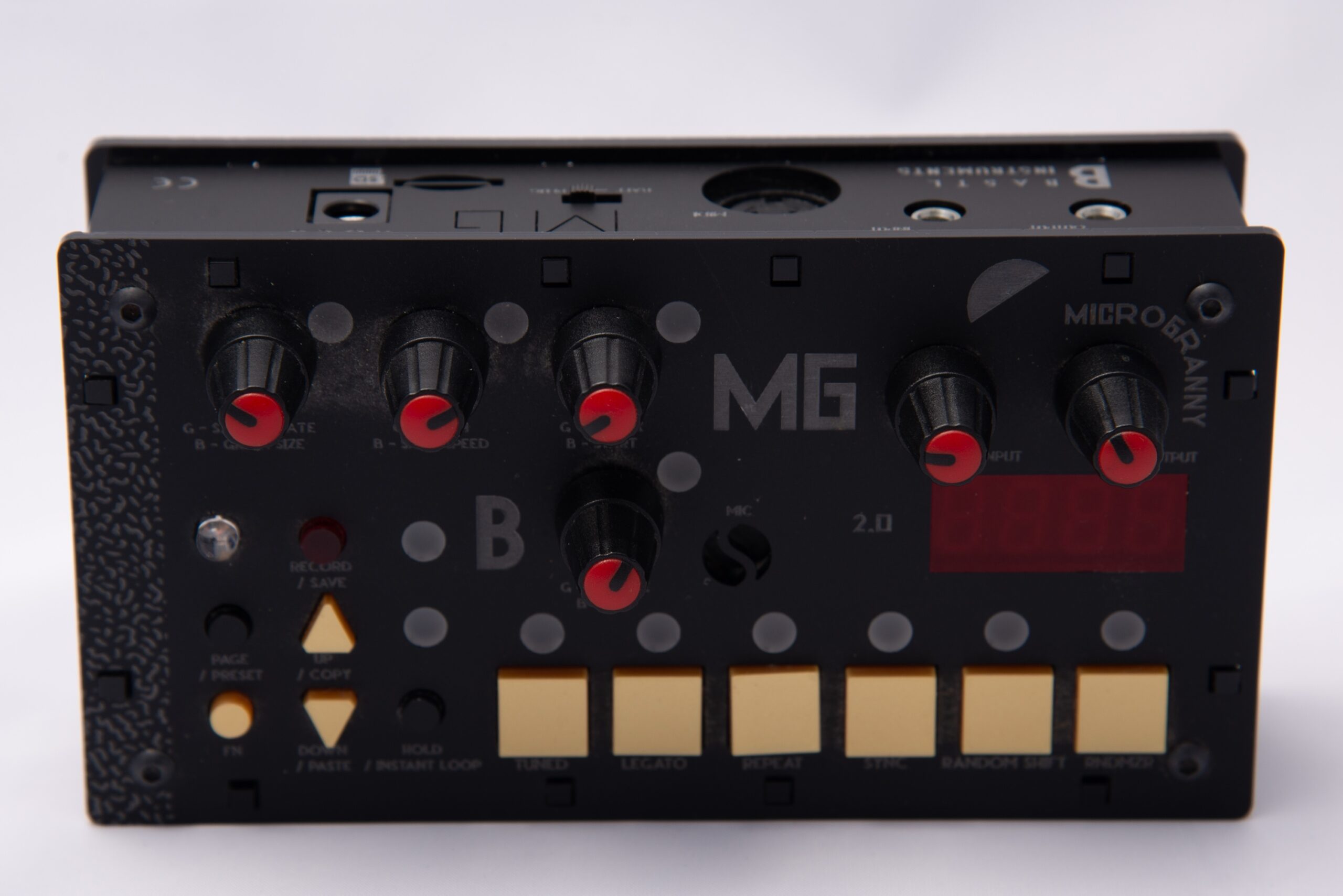 Front view of Microgranny 2.